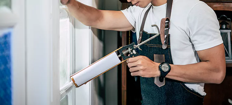 Window Caulking Contractor in Lauderdale Lakes, FL
