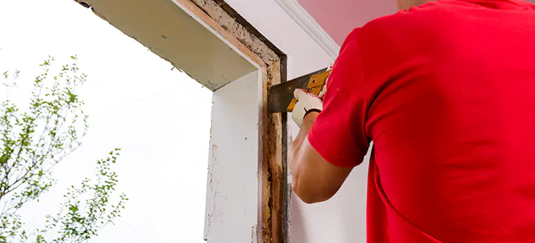 Residential Accordion Door Repair in Lauderdale Lakes, FL