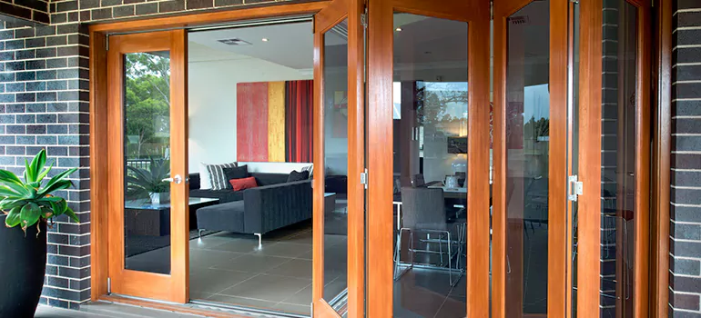 Folding Door Panel Repair in Lauderdale Lakes, FL